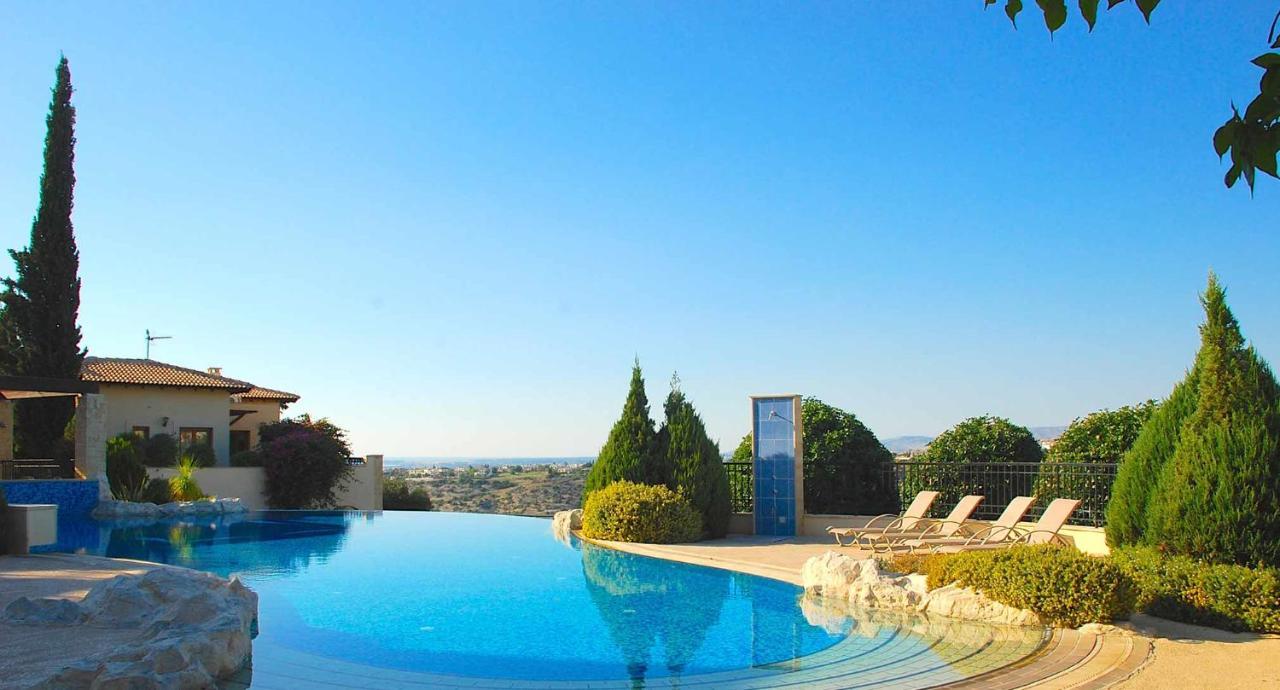 Modern Apartment Nz11 Large Balconies With Sea And Mountain Views Куклия Экстерьер фото
